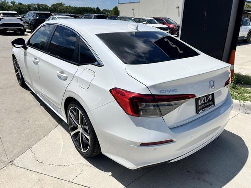 2024 Honda Civic Touring