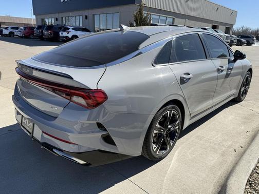 2024 Kia K5 GT-Line