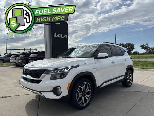 Snow White Pearl 2021 Kia Seltos SX Turbo