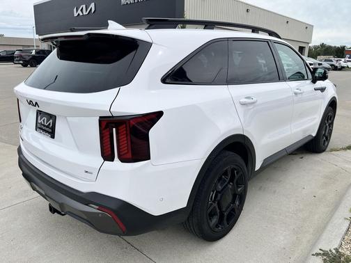2025 Kia Sorento SX