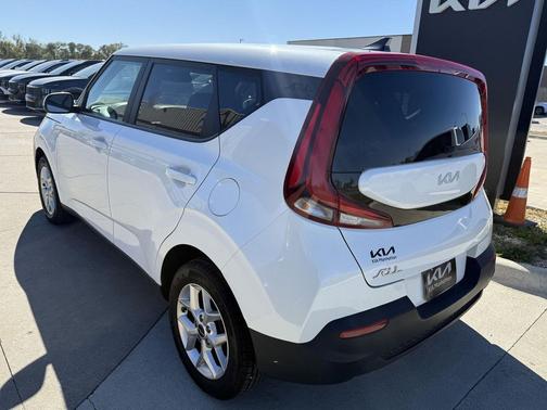 2022 Kia Soul LX