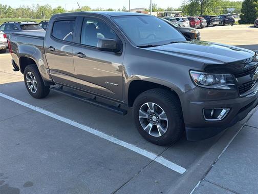 Brownstone Metallic 2016 Chevrolet Colorado Z71