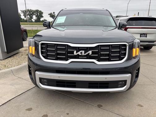 Gravity Gray 2024 Kia Telluride SX Prestige