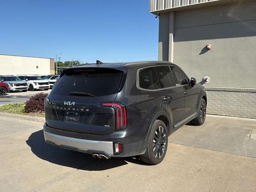 Gravity Gray 2024 Kia Telluride SX Prestige