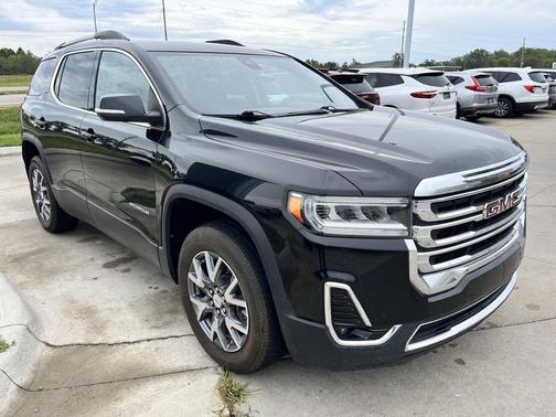 2023 GMC Acadia FWD SLT