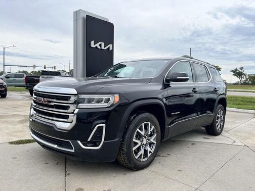 2023 GMC Acadia FWD SLT