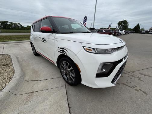 Clear White/Red Roof 2020 Kia Soul GT-Line