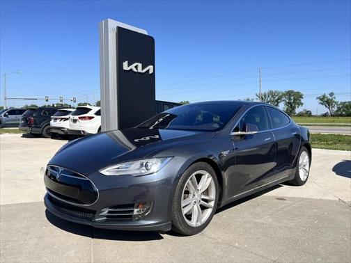 2016 Tesla Model S 75D