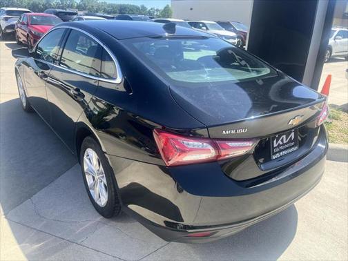 2021 Chevrolet Malibu FWD LT