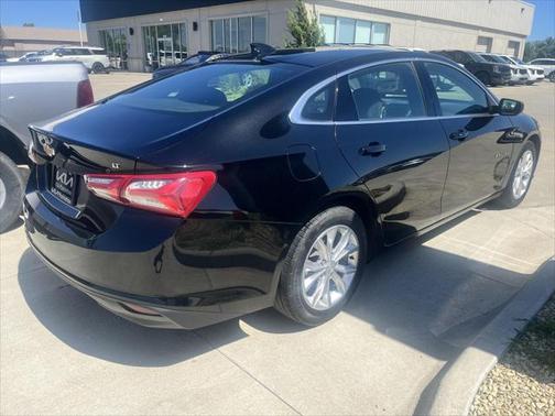 2021 Chevrolet Malibu FWD LT