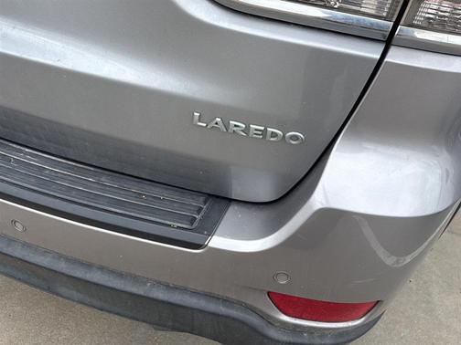 Billet Silver Metallic Clearcoat 2015 Jeep Grand Cherokee Laredo