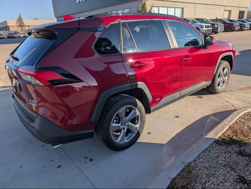 2021 Toyota RAV4 Hybrid XLE Premium