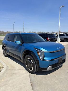 Ocean Blue Matte 2024 Kia EV9 Land