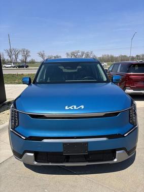 Ocean Blue Matte 2024 Kia EV9 Land