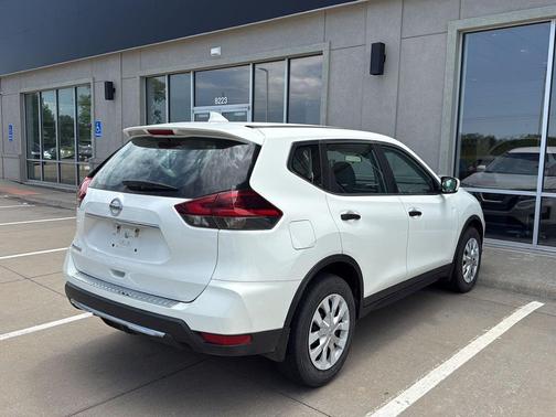 Glacier White 2020 Nissan Rogue S