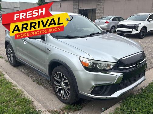 Alloy Silver Metallic 2019 Mitsubishi Outlander Sport 2.0 ES