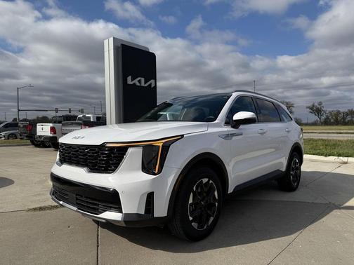 2024 Kia Sorento S