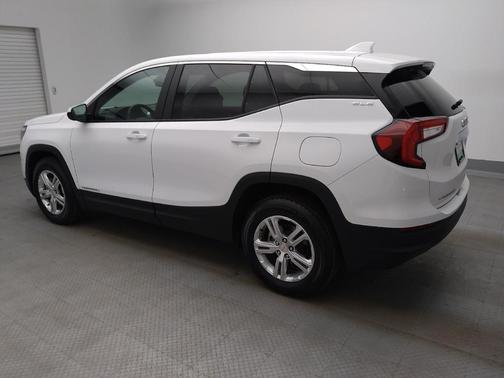 Summit White 2024 GMC Terrain SLE