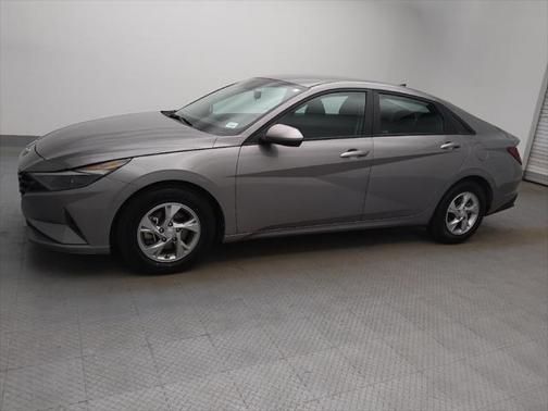 2023 Hyundai ELANTRA SE