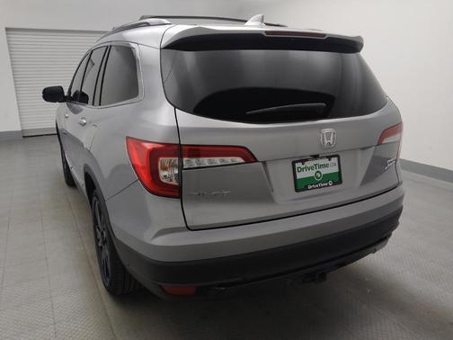 Lunar Silver Metallic 2022 Honda Pilot AWD Special Edition