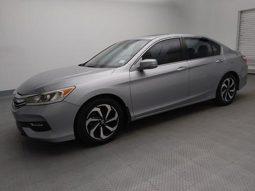 Lunar Silver Metallic 2017 Honda Accord EX-L