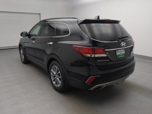 2017 Hyundai SANTA FE SE