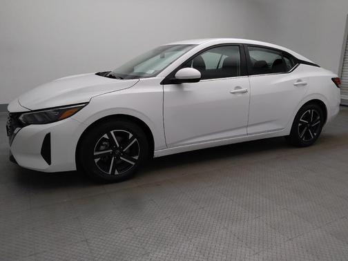 White 2024 Nissan Sentra SV
