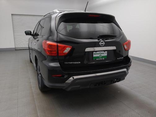 Magnetic Black Metallic 2017 Nissan Pathfinder Platinum