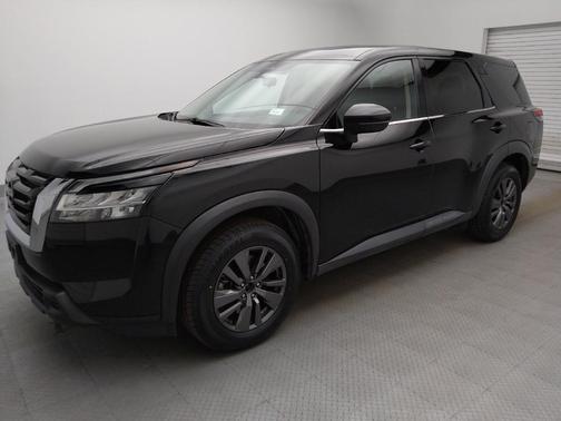 Super Black 2022 Nissan Pathfinder S 2WD