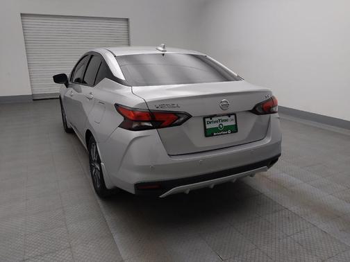 2021 Nissan Versa 1.6 SV