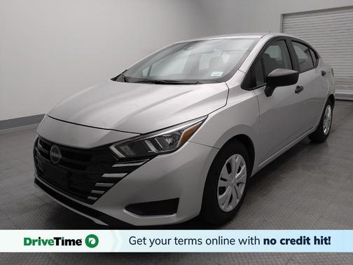 Brilliant Silver Metallic 2024 Nissan Versa 1.6 S