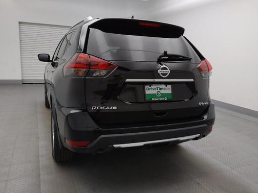 Magnetic Black Pearl 2020 Nissan Rogue SV