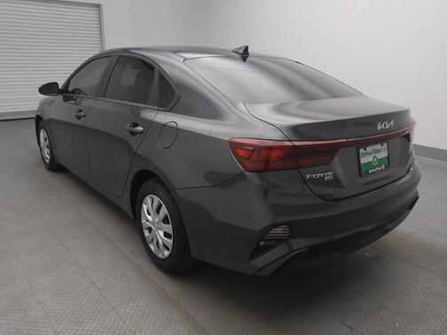 Gravity Gray 2024 Kia Forte LX