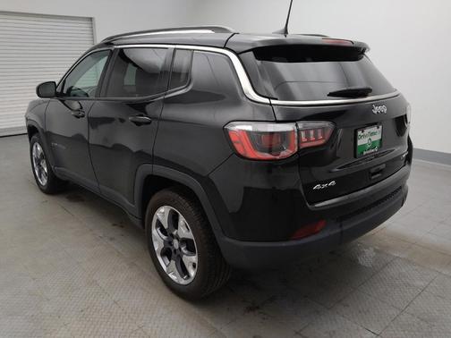 Diamond Black Crystal Pearlcoat 2019 Jeep Compass Limited