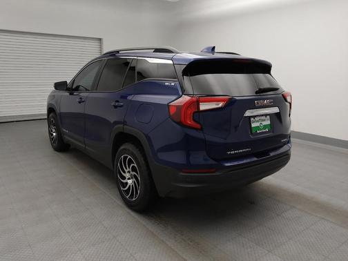 Marine Metallic 2022 GMC Terrain SLE