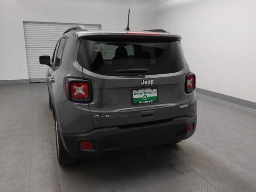 Gray 2020 Jeep Renegade Latitude