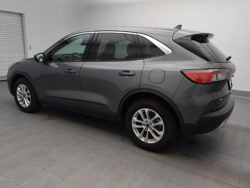 Carbonized Gray Metallic 2021 Ford Escape SE