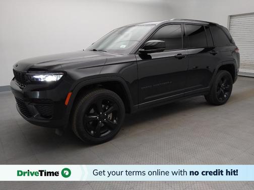 Diamond Black Crystal Pearlcoat 2023 Jeep Grand Cherokee Altitude