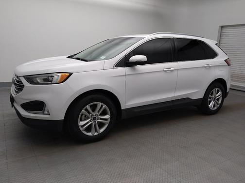 White 2020 Ford Edge SEL