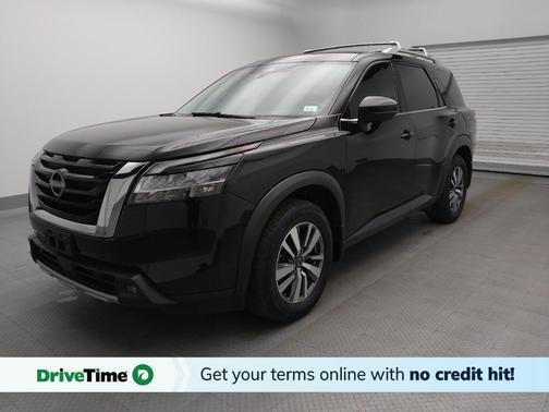 Super Black 2022 Nissan Pathfinder SL 4WD