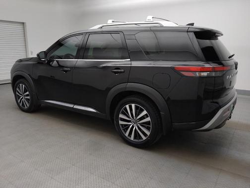 Super Black 2022 Nissan Pathfinder Platinum 2WD