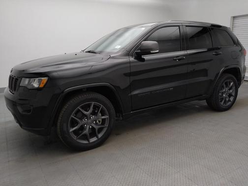 Diamond Black Crystal Pearlcoat 2021 Jeep Grand Cherokee 80th Anniversary 4x2