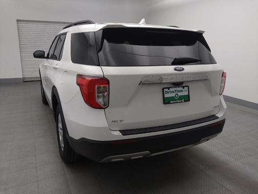 Star White Metallic Tri-Coat 2021 Ford Explorer XLT