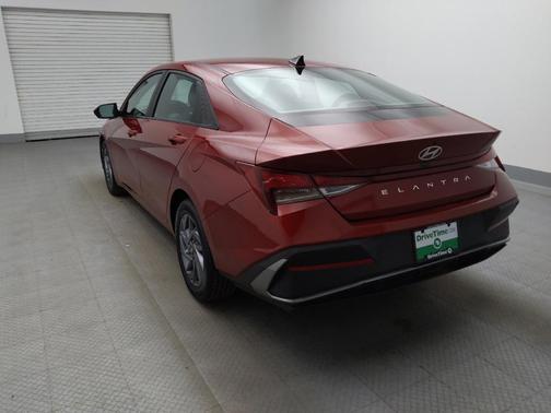 Ultimate Red 2024 Hyundai ELANTRA SEL