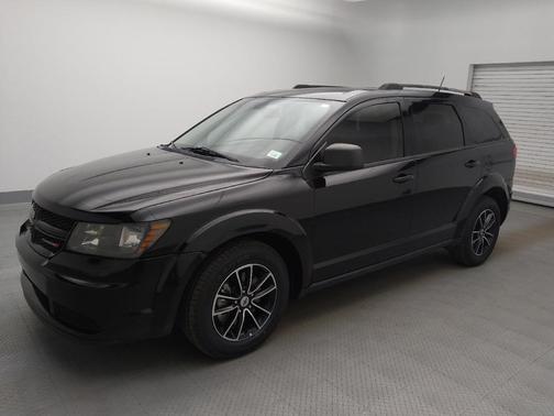 Pitch Black Clearcoat 2018 Dodge Journey SE