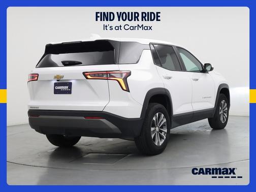 White 2025 Chevrolet Equinox LT