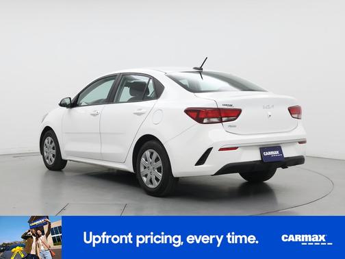 White 2023 Kia Rio LX