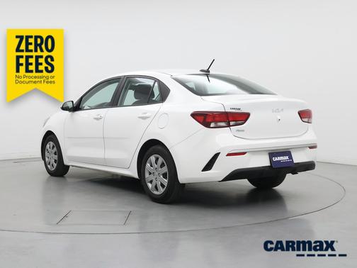 White 2023 Kia Rio LX