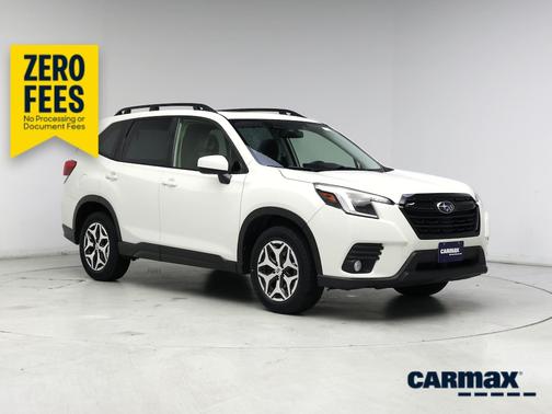 White 2022 Subaru Forester Premium