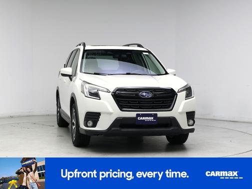 White 2022 Subaru Forester Premium